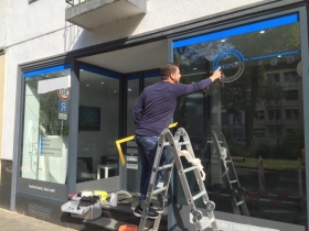 Schaufensterbeschriftung für unseren Kunden Bauexperts Krefeld